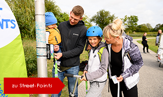 Street-Points - Familie an der frischen Luft